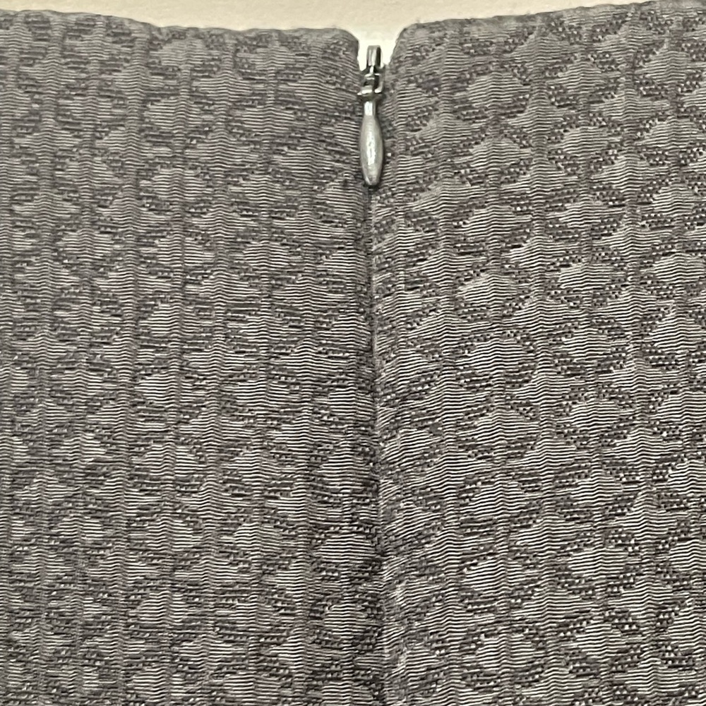 Banana Republic Textured Pencil Skirt - Picture 5 of 7
